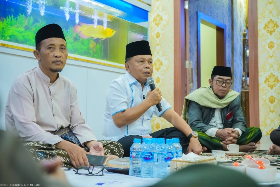 image Bupati Asmar Siap Hadiri Upacara Hari Santri, Meranti Diusulkan Jadi Tuan Rumah Hari Santri Riau 2027
