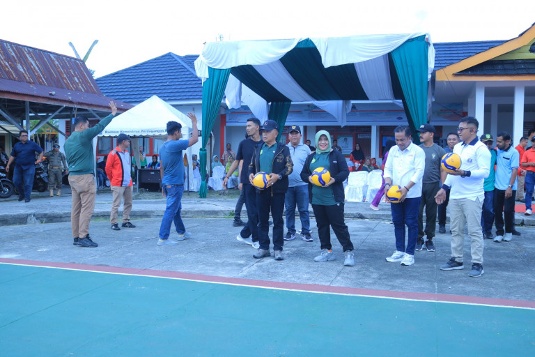 Plt Bupati Asmar Buka Turnamen Volly Ball PKK Kepulauan Meranti