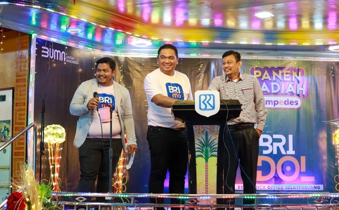 Staf Ahli Bupati Bidang Ekonomi, Keuangan dan Pembangunan Randolph Wili Hutahuruk menghadiri Panen Hadiah Simpedes Periode 2023-2024 Bank Rakyat Indonesia (BRI) Kantor Cabang Selatpanjang