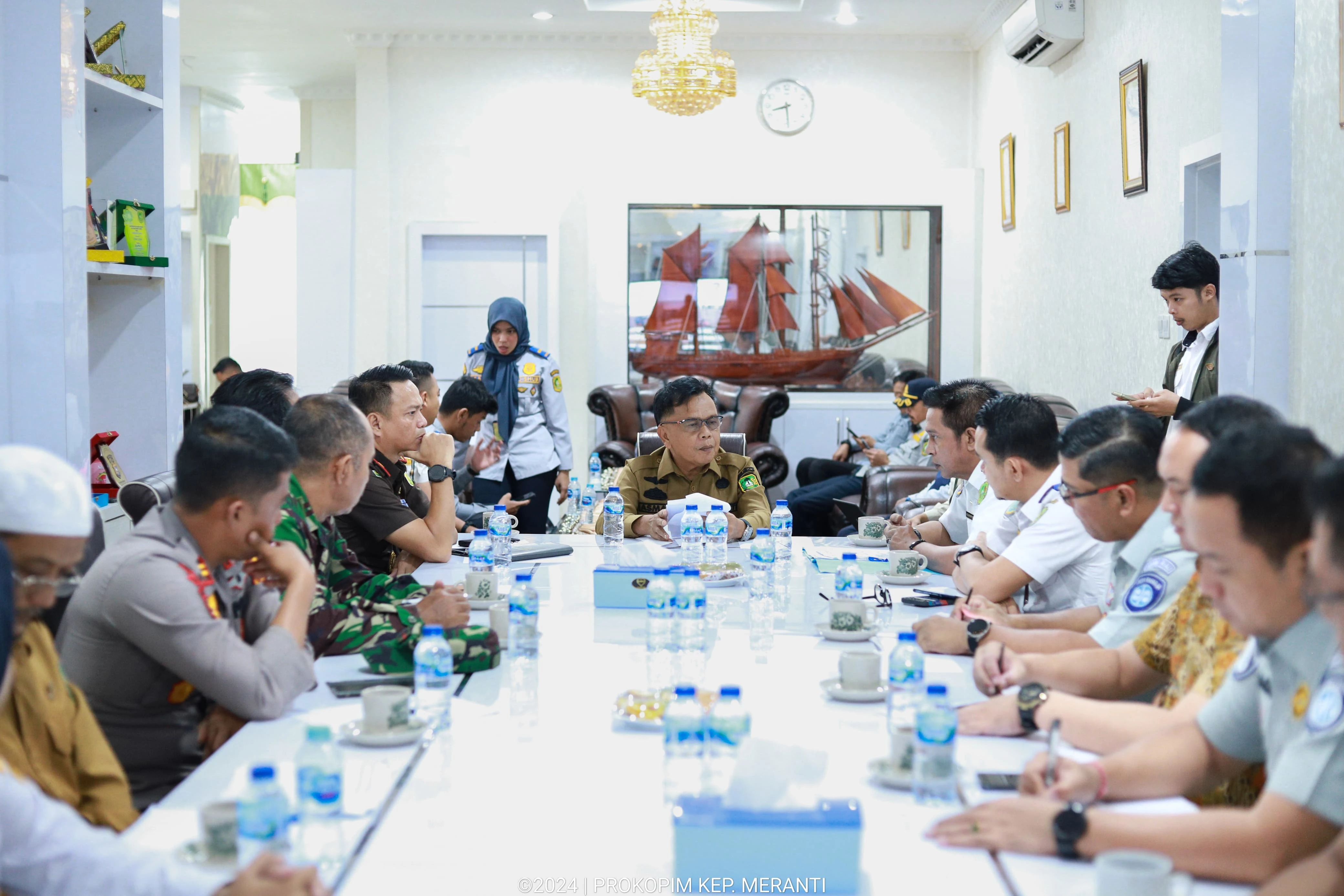 Pemerintah Kabupaten Kepulauan Meranti yang di fasilitasi oleh Dinas Perhubungan menggelar Rapat Koordinasi (Rakor) tentang arah kebijakan transportasi kempang di lingkungan Kabupaten Kepulauan Meranti.