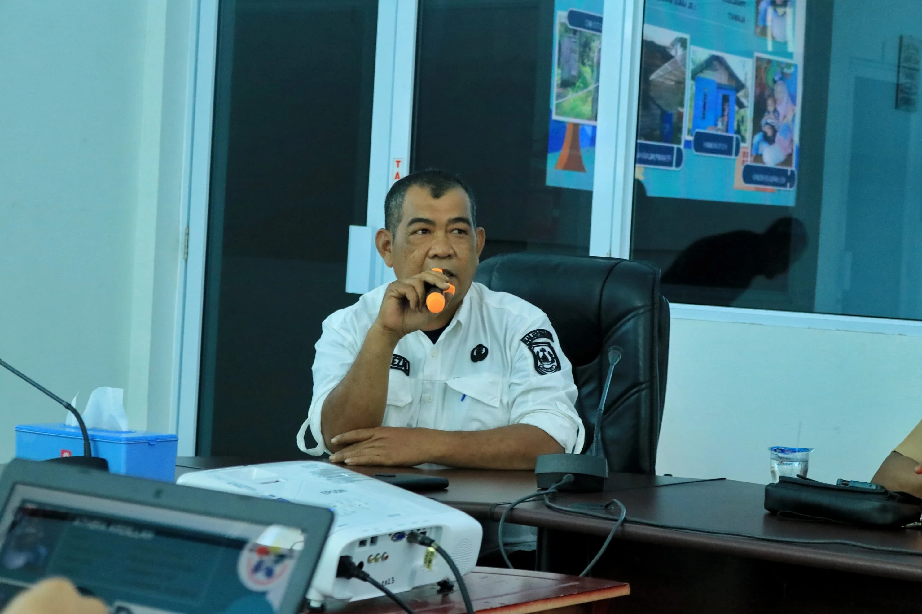 Focus Group Discussion (FGD) tentang Strategi Optimalisasi Penurunan Stunting (STOP STUNTING) di Aula Lt. II Bappedalitbang