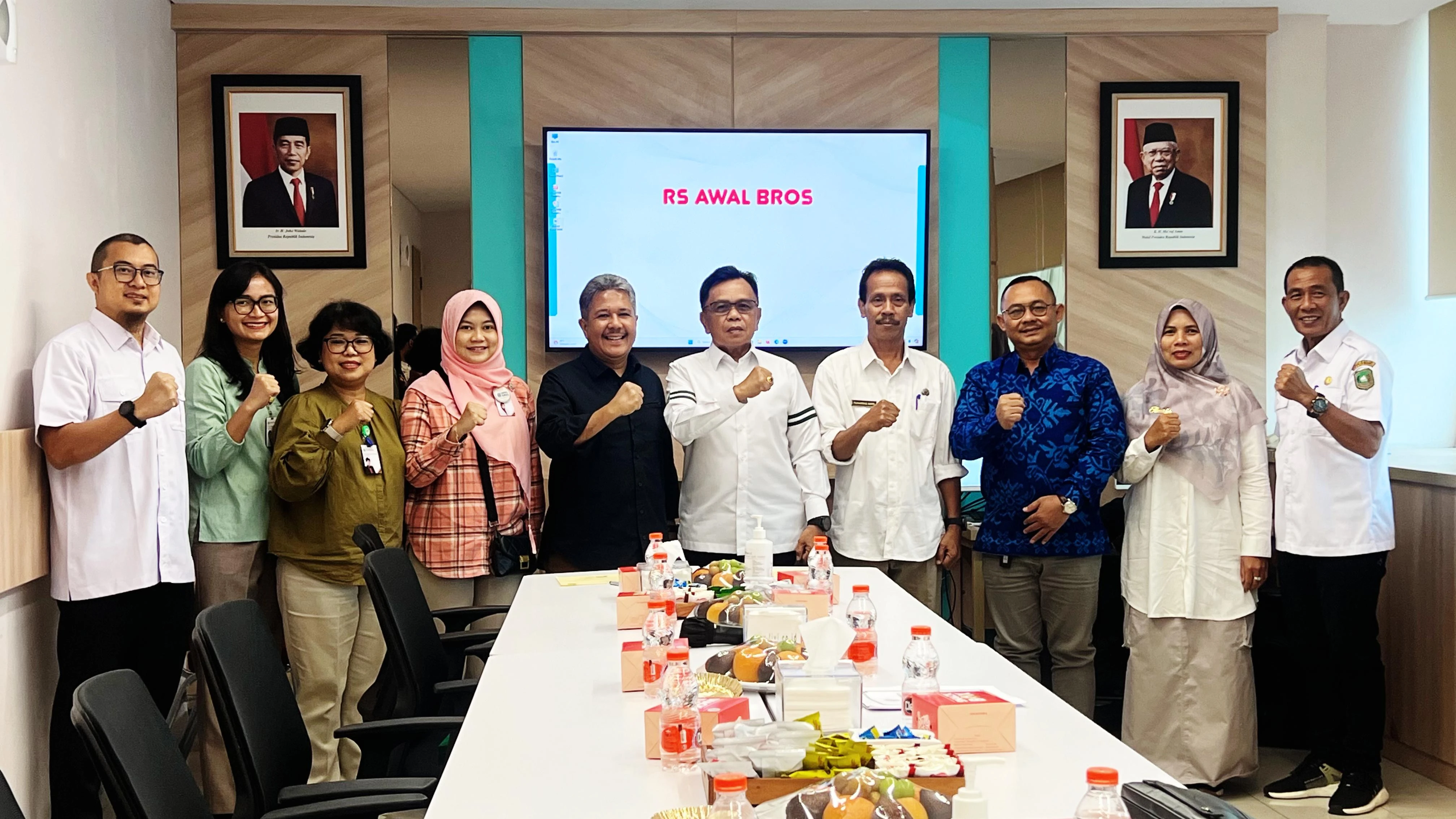 Pemerintah Kabupaten Kepulauan Meranti melalui Dinas Kesehatan melakukan penandatanganan Nota Kesepahaman Tentang Pelayanan Kesehatan dengan Rumah Sakit Awal Bros Group