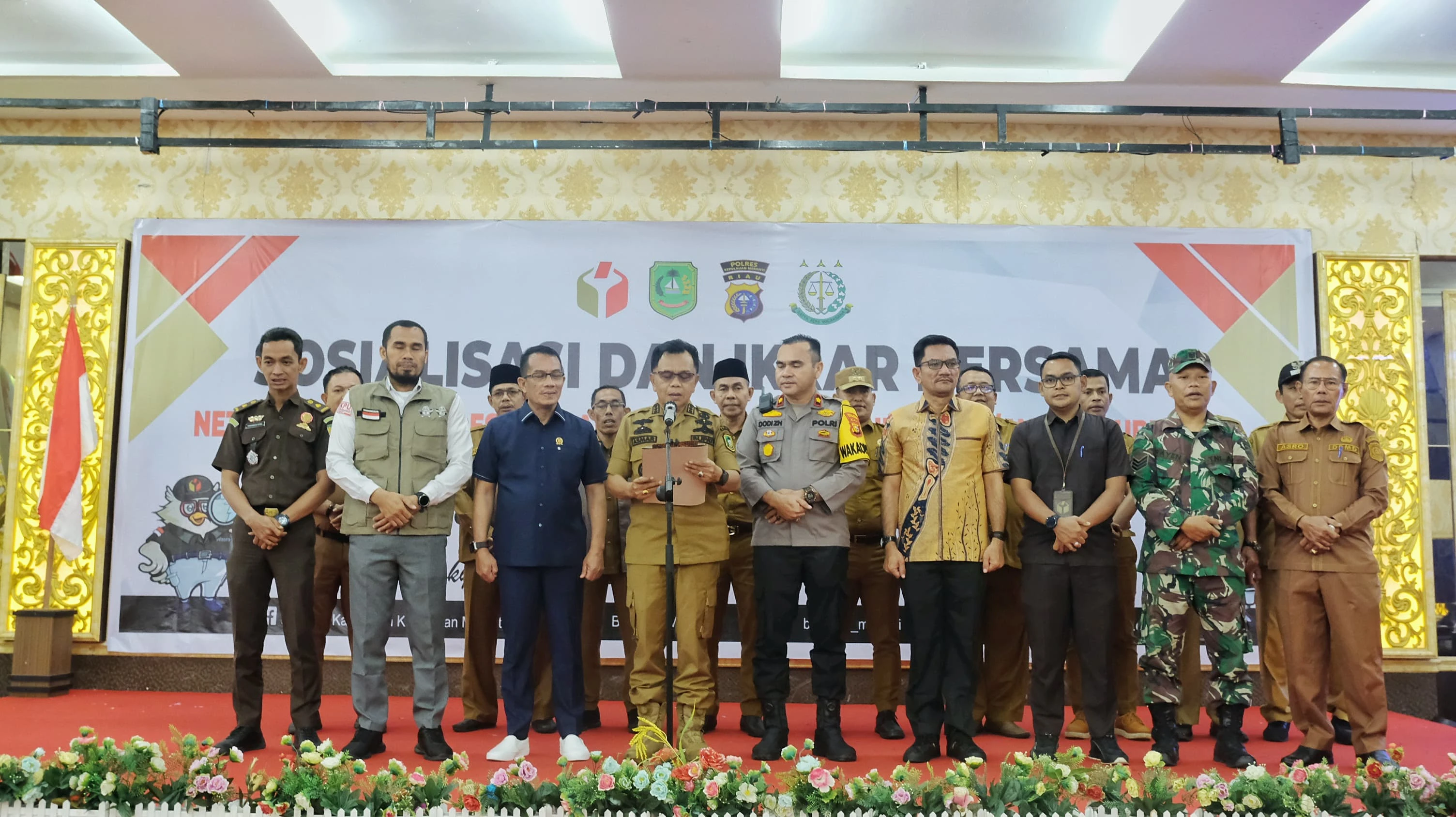 Sosialisasi dan Ikrar Netralitas Kepala Desa/Lurah dalam Pemilihan Bupati dan Wakil Bupati Kepulauan Meranti Tahun 2024