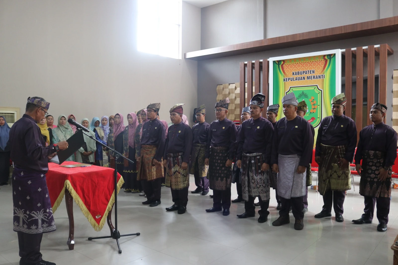 Pelantikan pengurus Musyawarah Kerja Kepala sekolah (MKKS) jenjang SMP se-Kabupaten Kepulauan Meranti periode 2024-2028