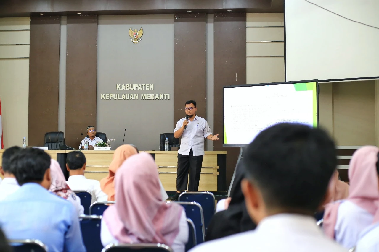 Ismail Sinaga ASN Bagian Organisasi Tatalaksana Sekretariad Daerah Kepulauan Meranti